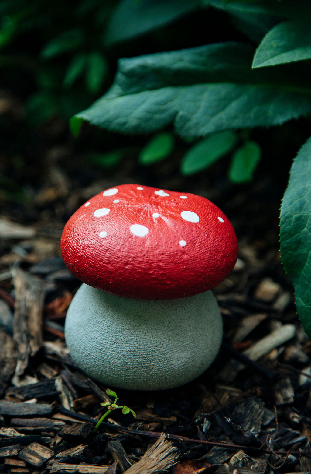 *Mini* Glow-In-The-Dark Concrete Mushrooms - Classic Red